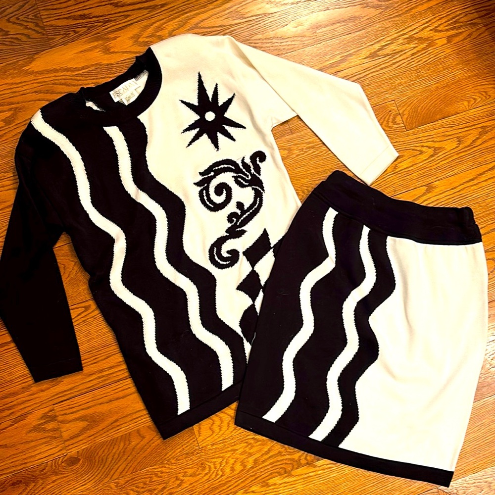 ESCADA Sweater/ Skirt Set
